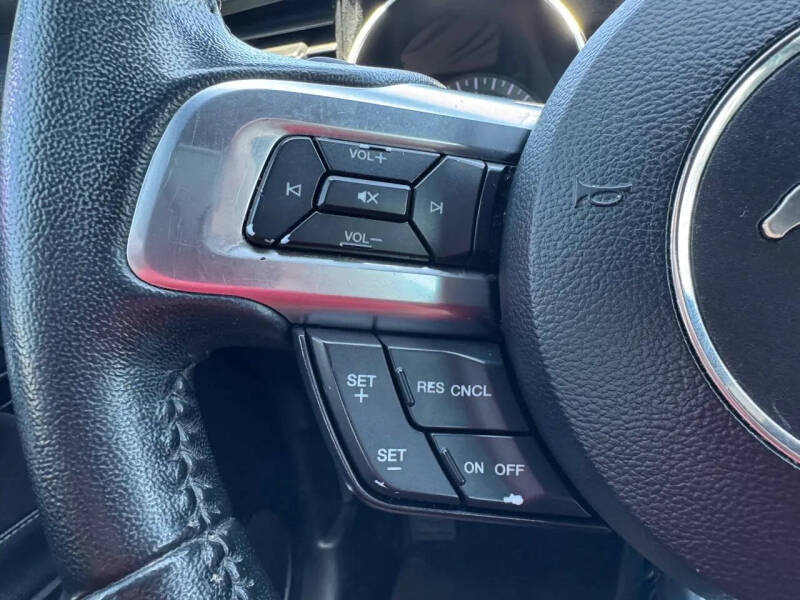 2019 Ford Mustang EcoBoost