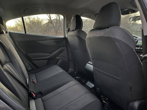 2019 Subaru Impreza 2.0i