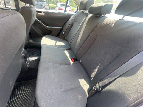 2016 Volkswagen Jetta