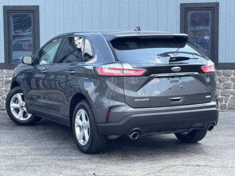 2020 Ford Edge SE