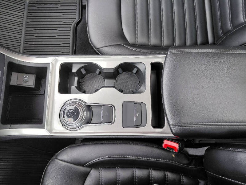 2024 Ford Edge