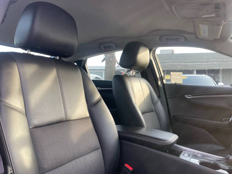 2017 Chevrolet Impala LT