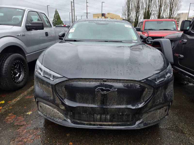 2025 Ford Mustang Mach-E Select