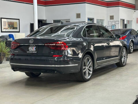 2017 Volkswagen Passat 1.8T R-Line