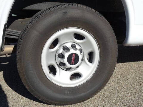 2023 GMC Savana 2500