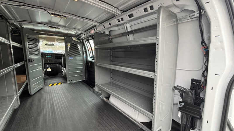 2025 Chevrolet Express 2500