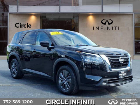 2024 Nissan Pathfinder S