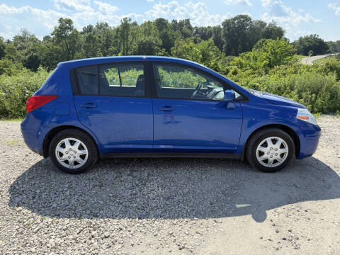 2011 Nissan Versa 1.8 S