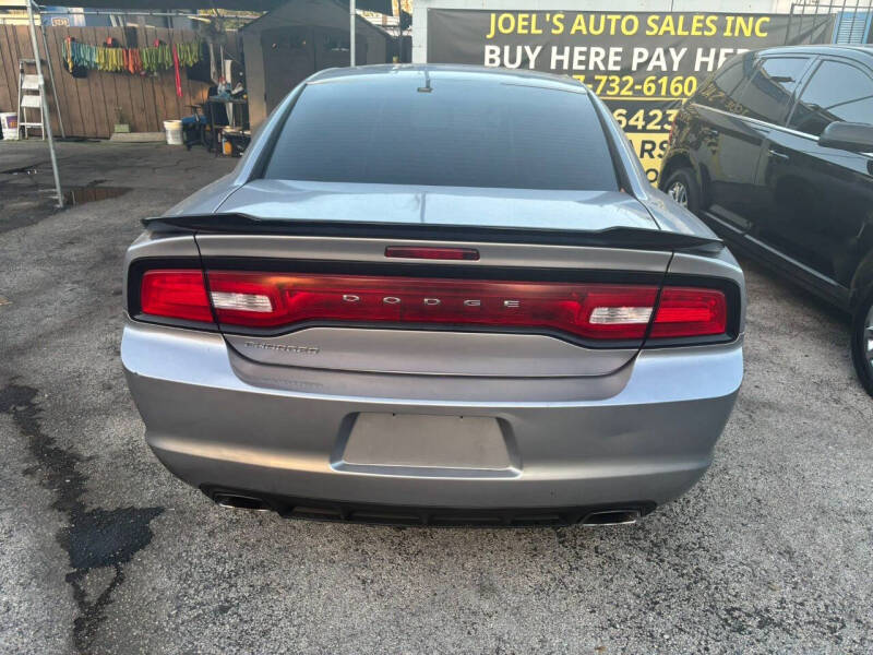 2014 Dodge Charger SE