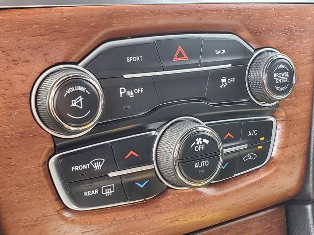 2015 Chrysler 300 C Platinum