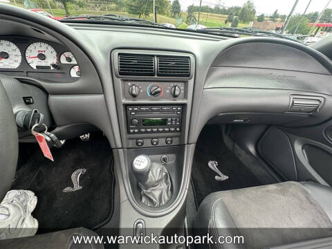 2004 Ford Mustang SVT Cobra