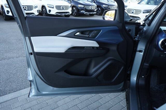 2025 Chevrolet Equinox EV LT 2