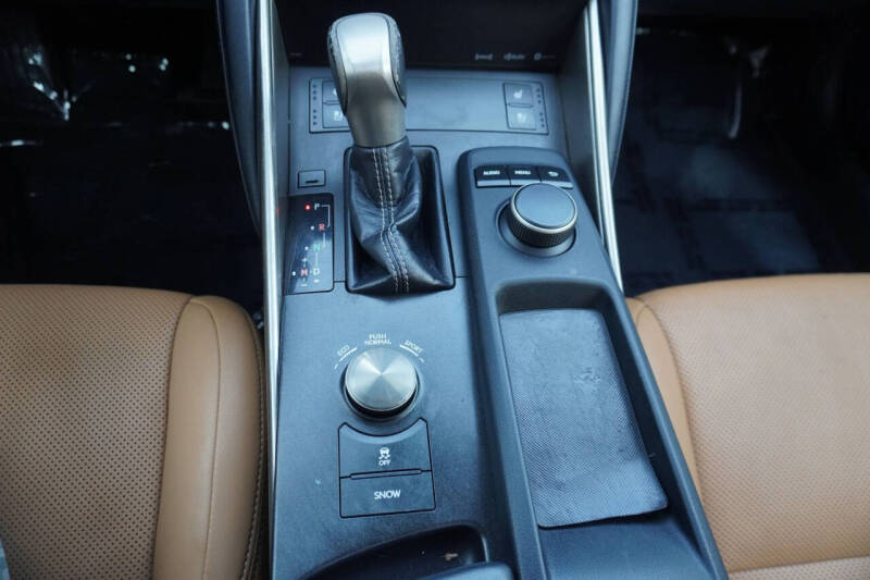 2017 Lexus IS 200t