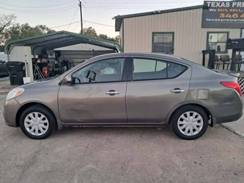 2014 Nissan Versa 1.6 SV