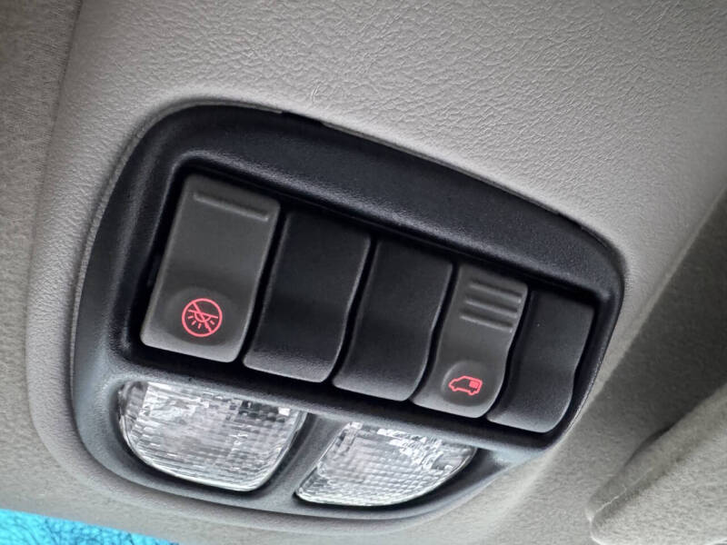 2003 Pontiac Montana Value