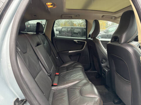 2013 Volvo XC60 T6 Premier Plus