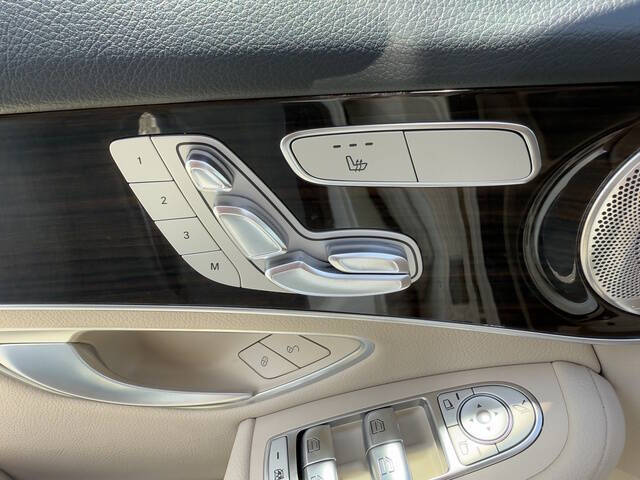 2021 Mercedes-Benz GLC GLC 300