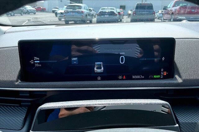 2025 Ford Mustang Mach-E Select
