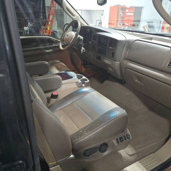 2004 Ford Excursion Eddie Bauer