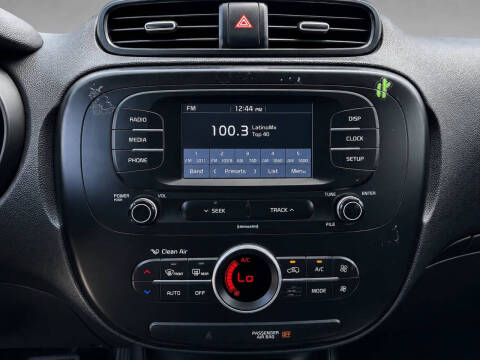 2017 Kia Soul +