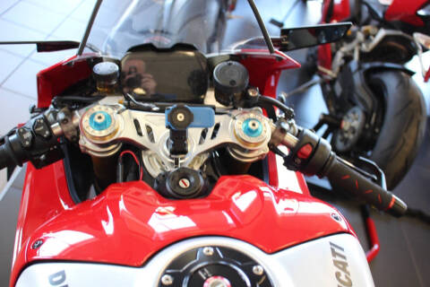 2024 Ducati Panigale V4 R