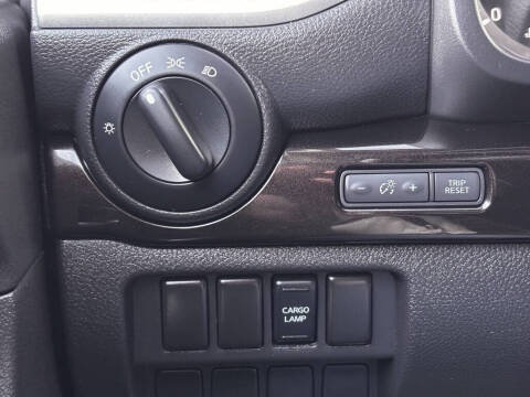 2017 Nissan Titan SV