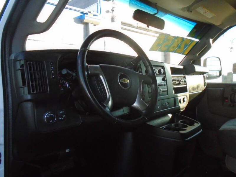 2019 Chevrolet Express 2500