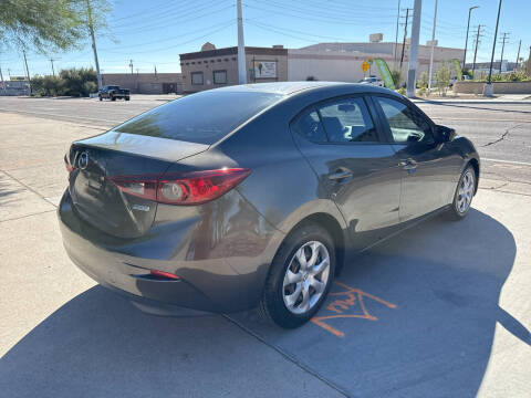 2016 Mazda MAZDA3 i Sport
