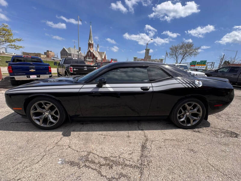 2015 Dodge Challenger SXT
