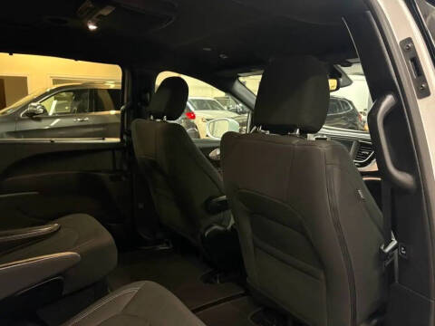 2019 Chrysler Pacifica Touring Plus