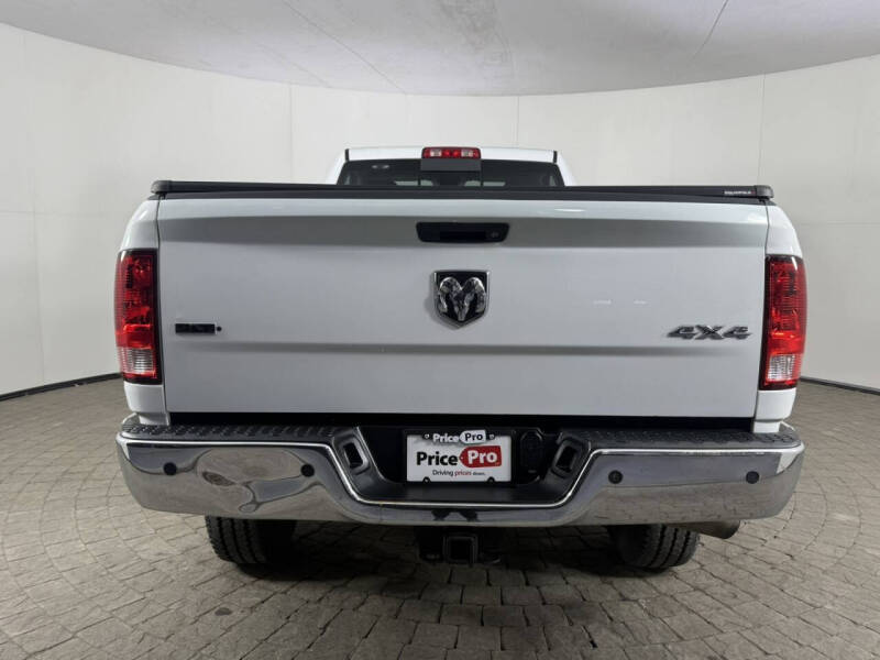 2017 RAM 3500 SLT