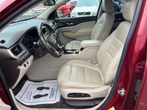 2017 GMC Acadia Denali