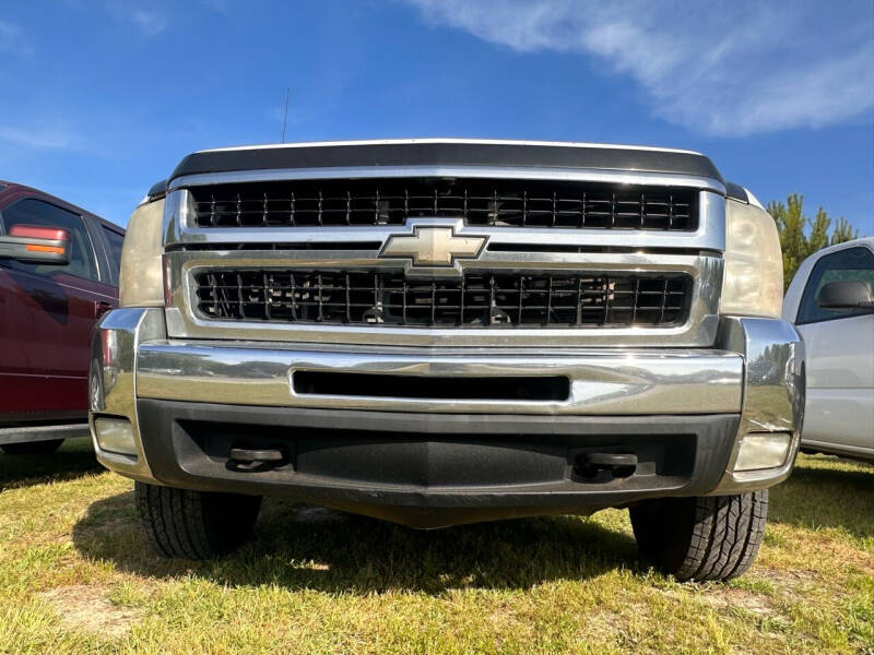 2009 Chevrolet Silverado 2500HD 1LT photo 11