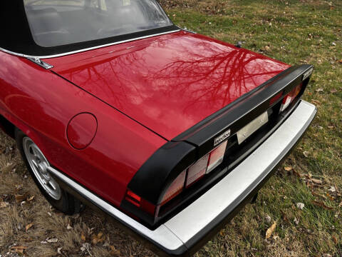 1988 Alfa Romeo Spider Veloce