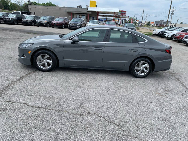 2021 Hyundai Sonata for sale at M&R Auto Sales Inc in Bowling Green KY