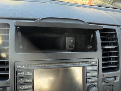 2012 Nissan Versa 1.8 S