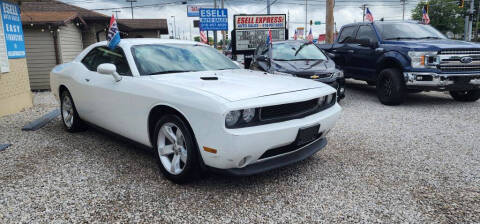 2013 Dodge Challenger SXT