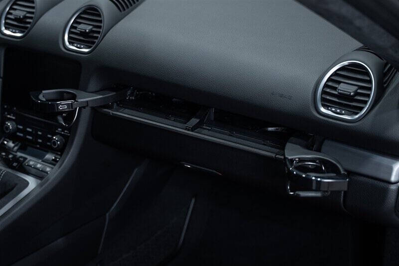 2021 Porsche 718 Cayman GT4