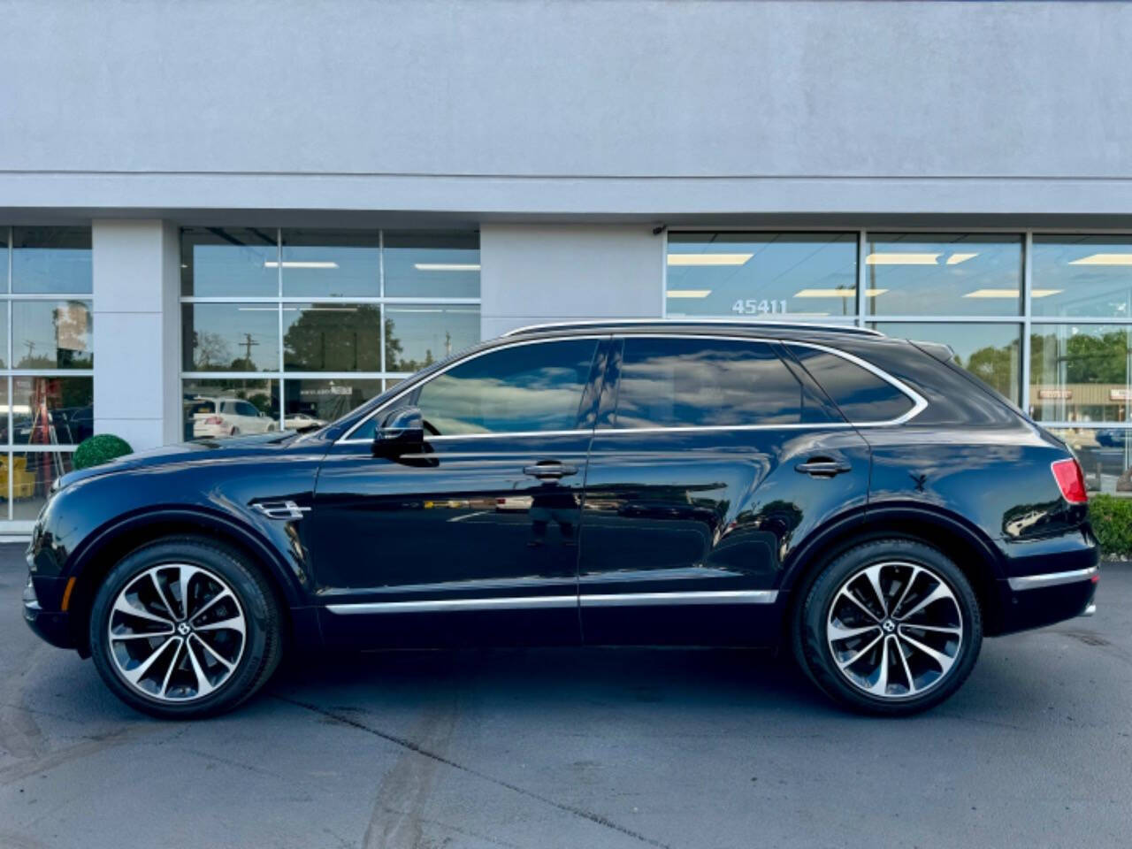 2018 Bentley Bentayga for sale at Opus Motorcars in Utica, MI