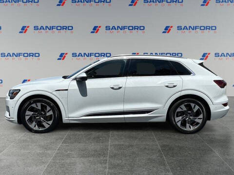 2023 Audi e-tron quattro Premium Plus
