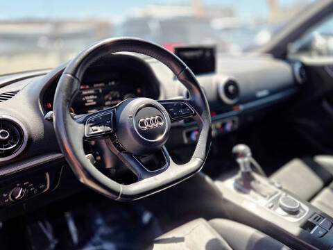 2017 Audi A3 Sportback e-tron 1.4T Premium Plus