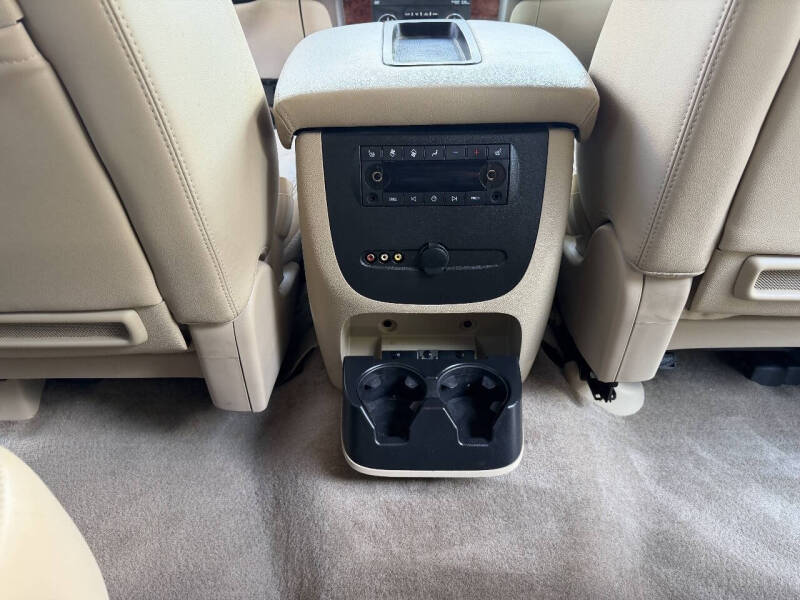 2013 Chevrolet Suburban LTZ