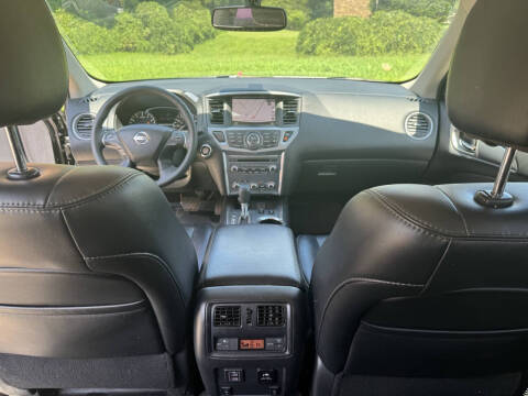 2018 Nissan Pathfinder Platinum