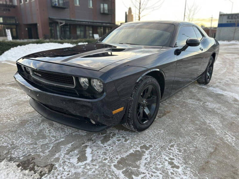 2012 Dodge Challenger SXT's photo