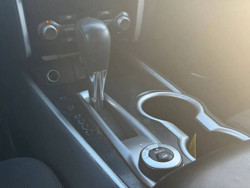2020 Nissan Pathfinder S