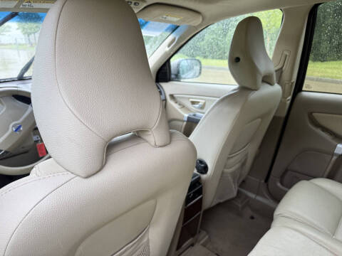 2011 Volvo XC90 3.2