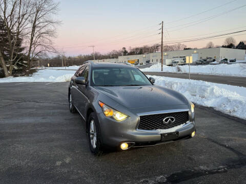 2017 Infiniti QX70