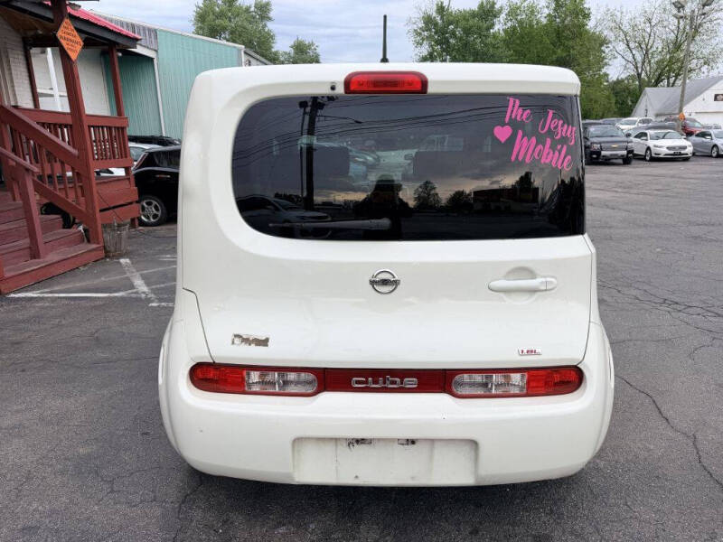 2010 Nissan cube 1.8