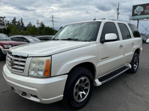 2003 Cadillac Escalade for sale at ALPINE MOTORS in Milwaukie OR