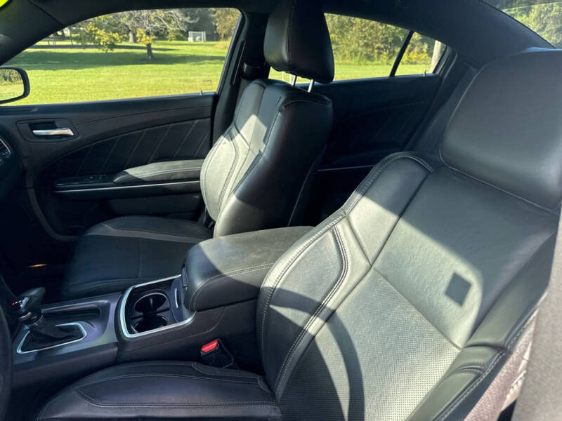 2019 Dodge Charger SXT